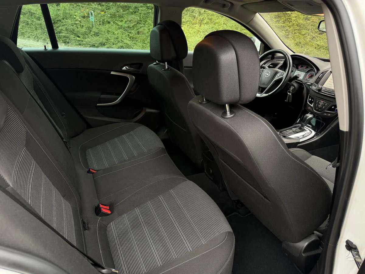 Opel Insignia 2014 — photo 9