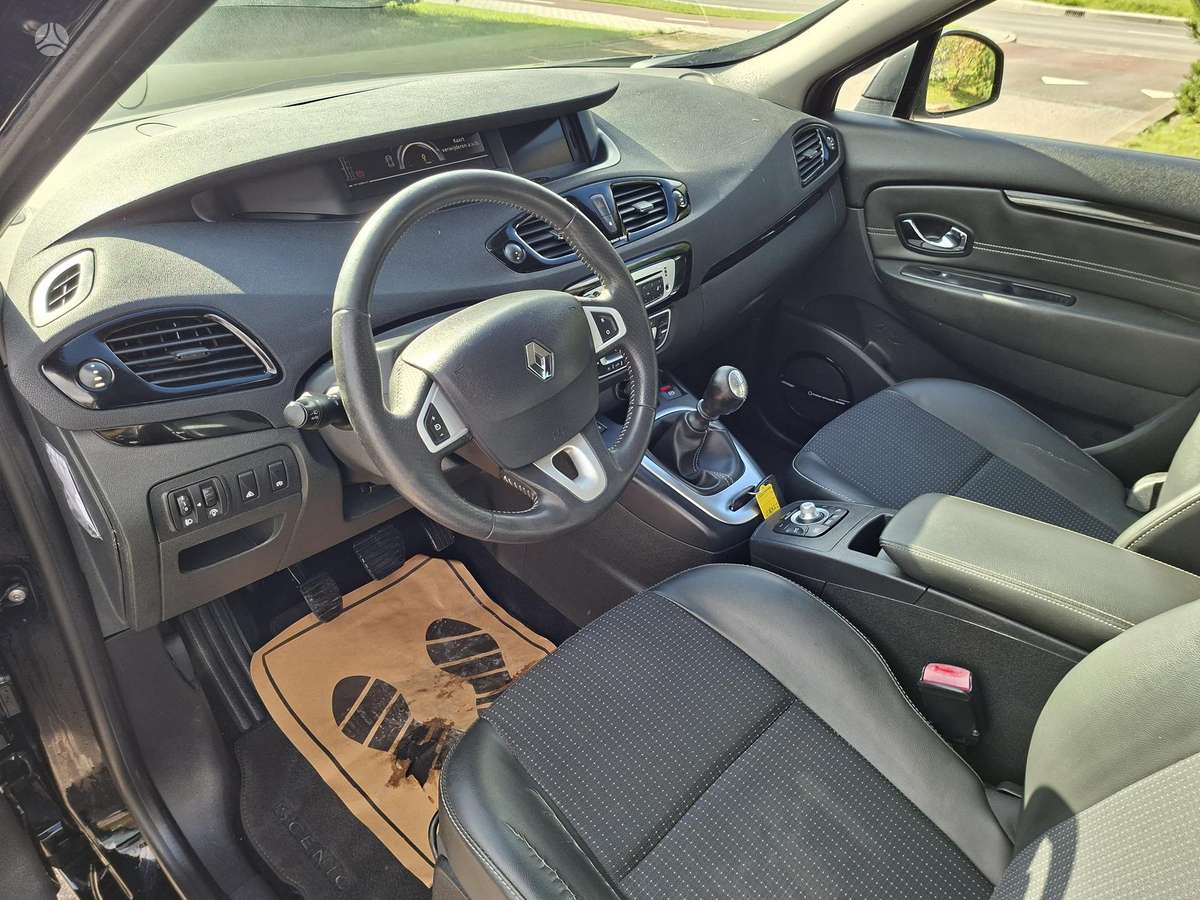 Renault Grand 2012 — photo 8