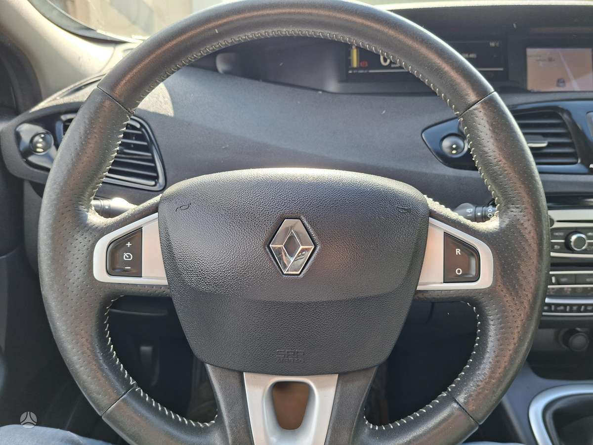 Renault Grand 2012 — photo 9