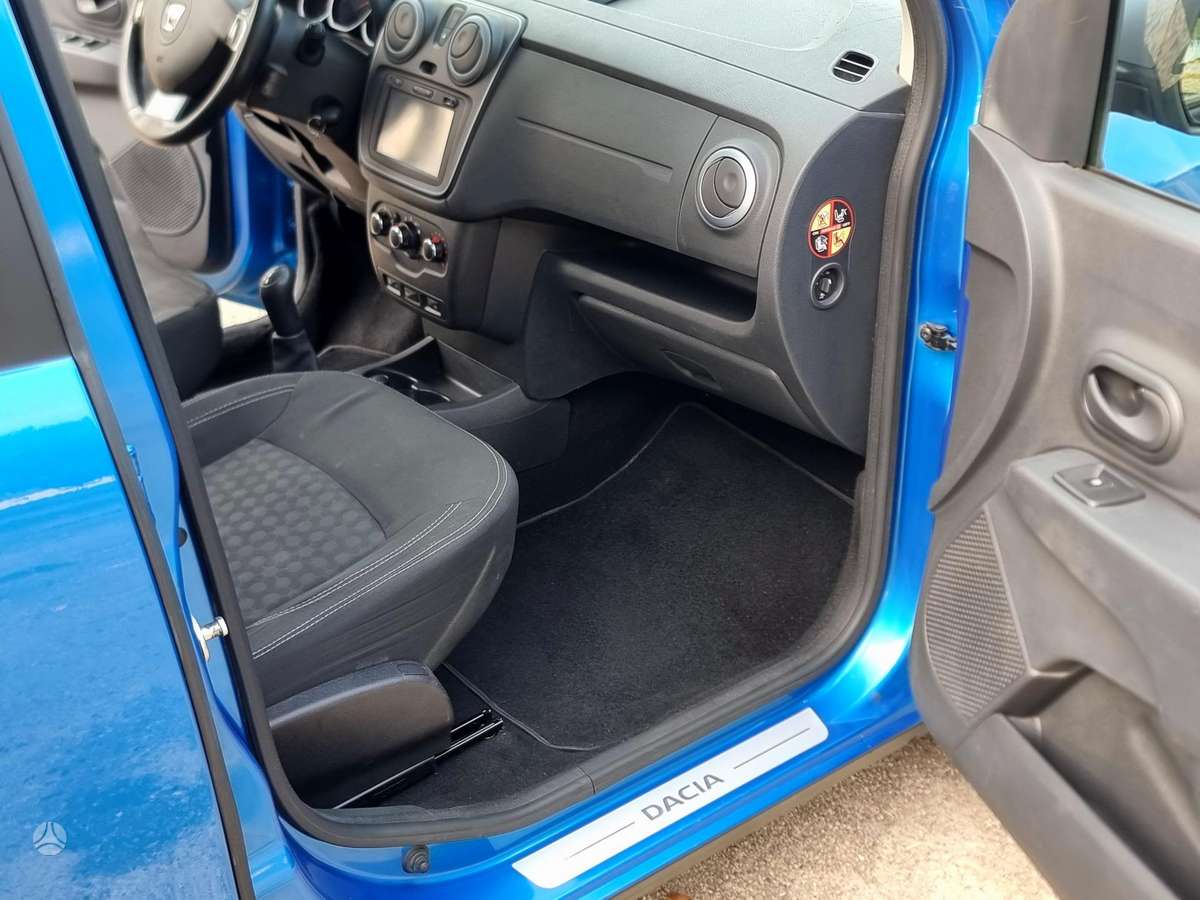 Dacia Lodgy 2015 — photo 12