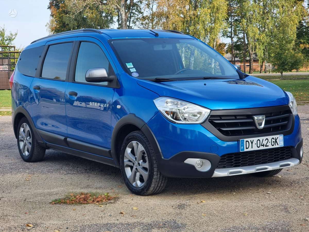 Dacia Lodgy 2015 — interior