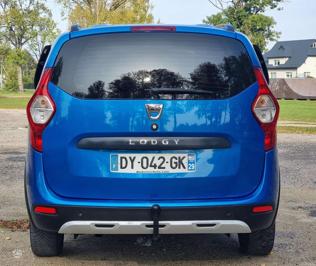 Dacia Lodgy 2015 — photo 5