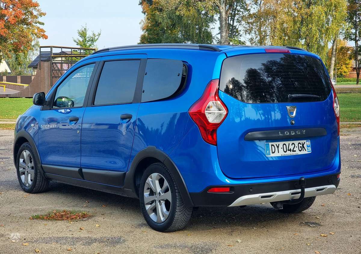 Dacia Lodgy 2015 — photo 8