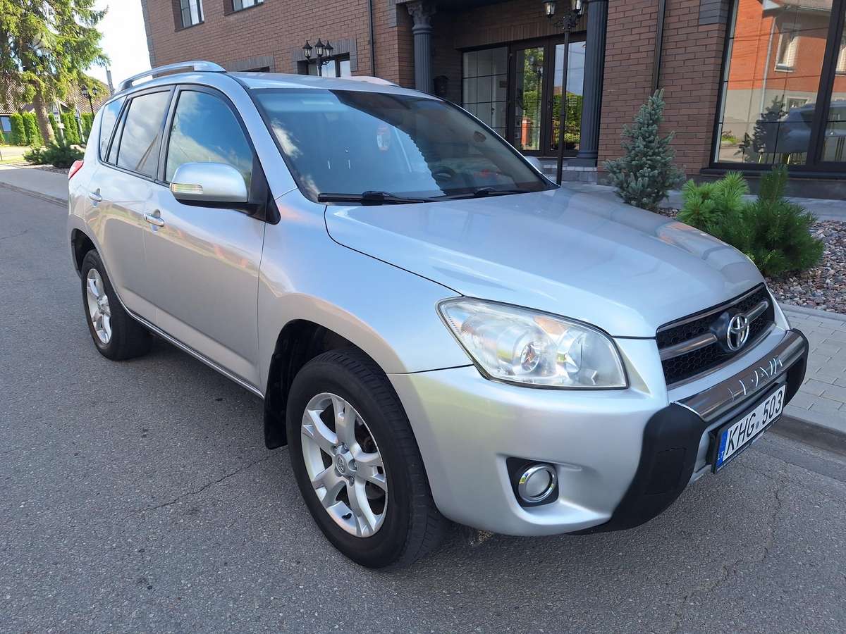 Toyota RAV4 2011 — photo 5