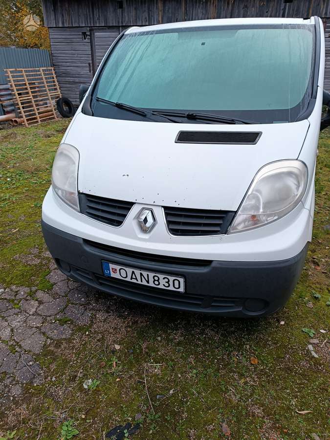 Renault Trafic 2011 — фото 9