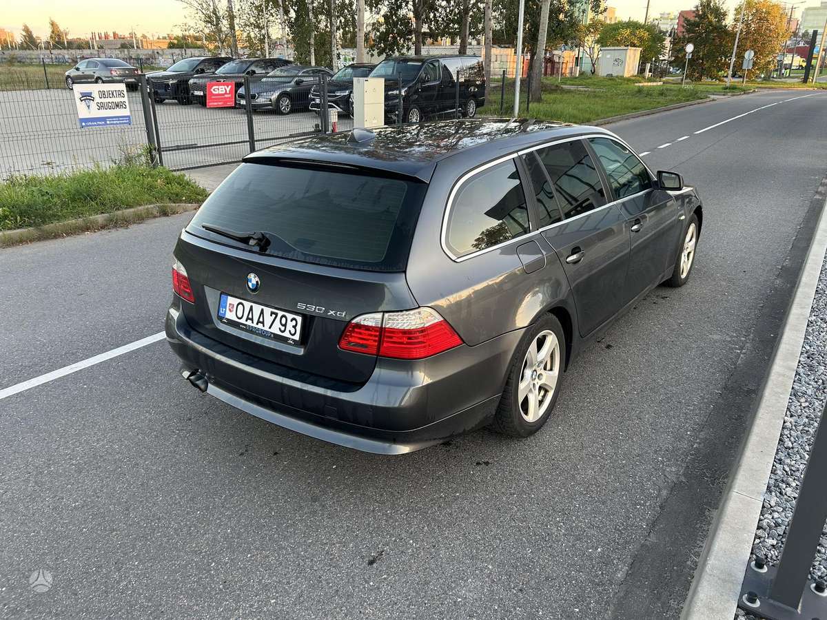 BMW 530 2008 — photo 10