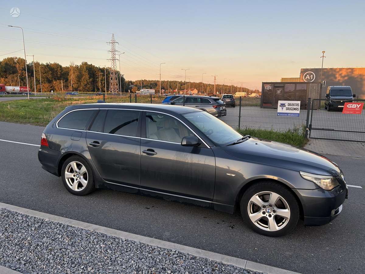 BMW 530 2008 — photo 11