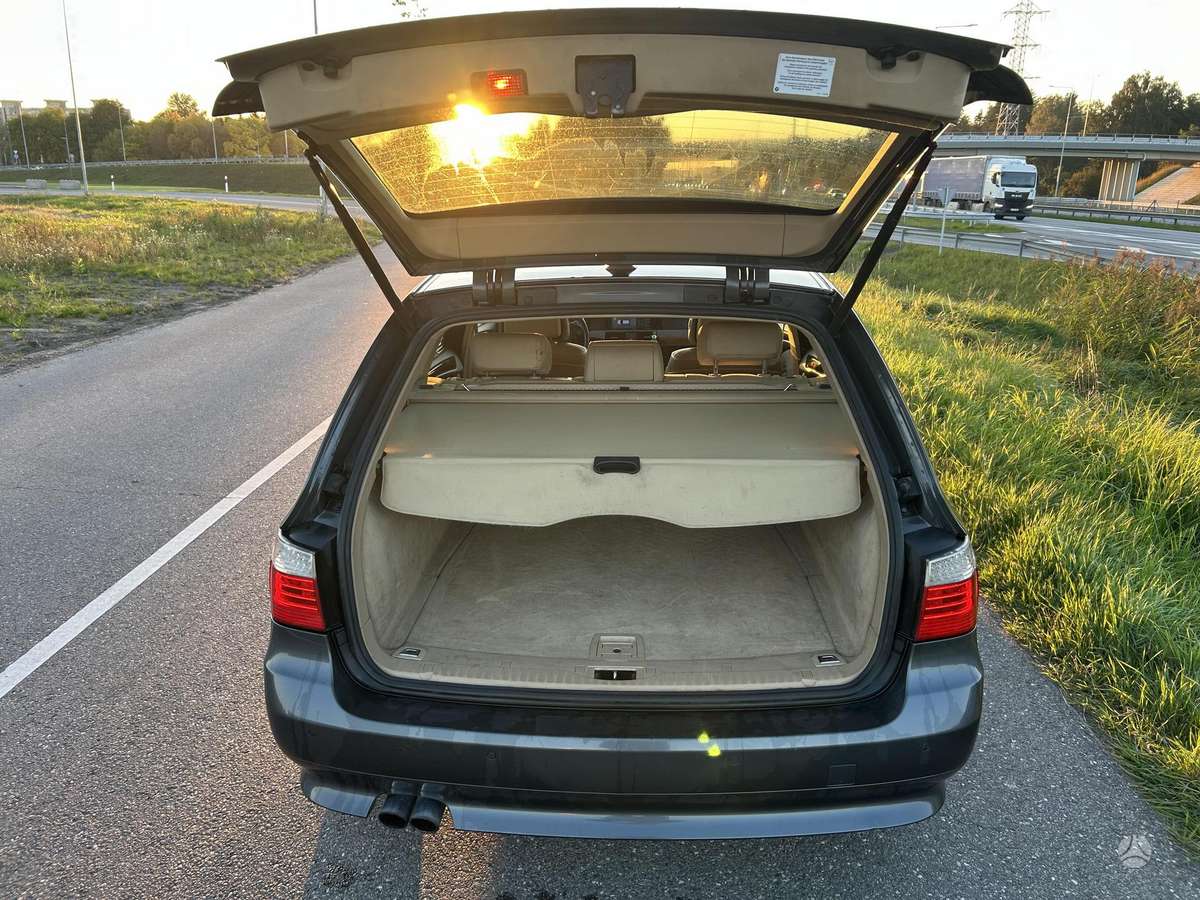 BMW 530 2008 — photo 12