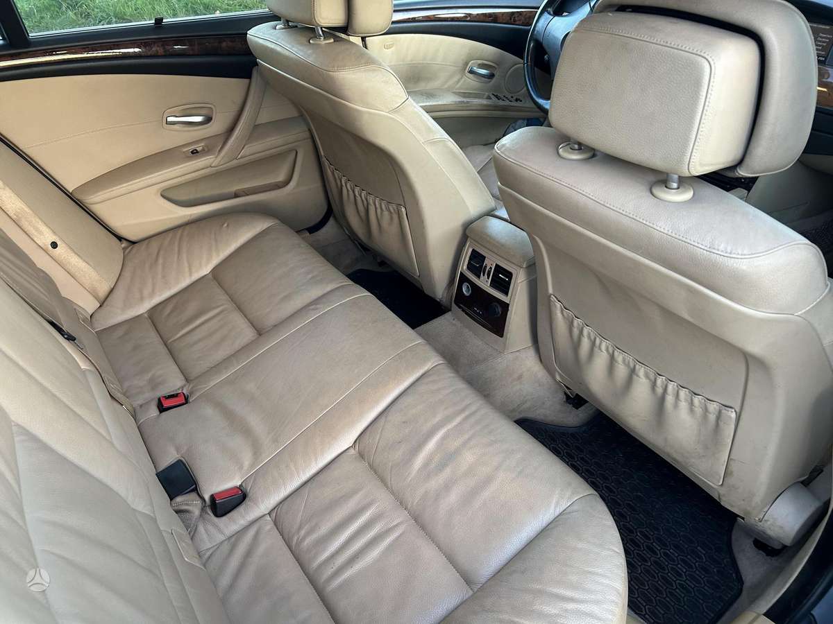 BMW 530 2008 — photo 16