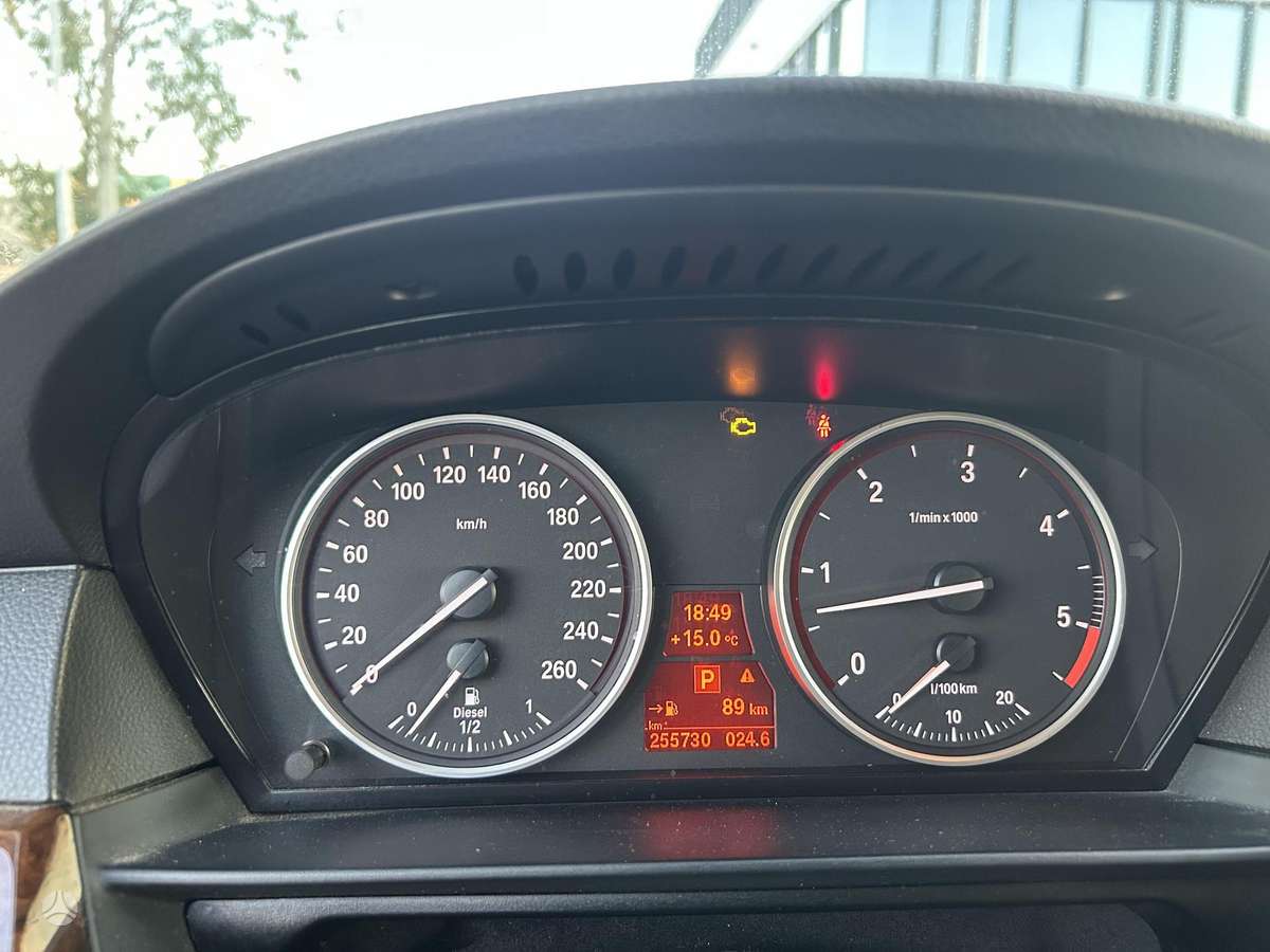 BMW 530 2008 — photo 19