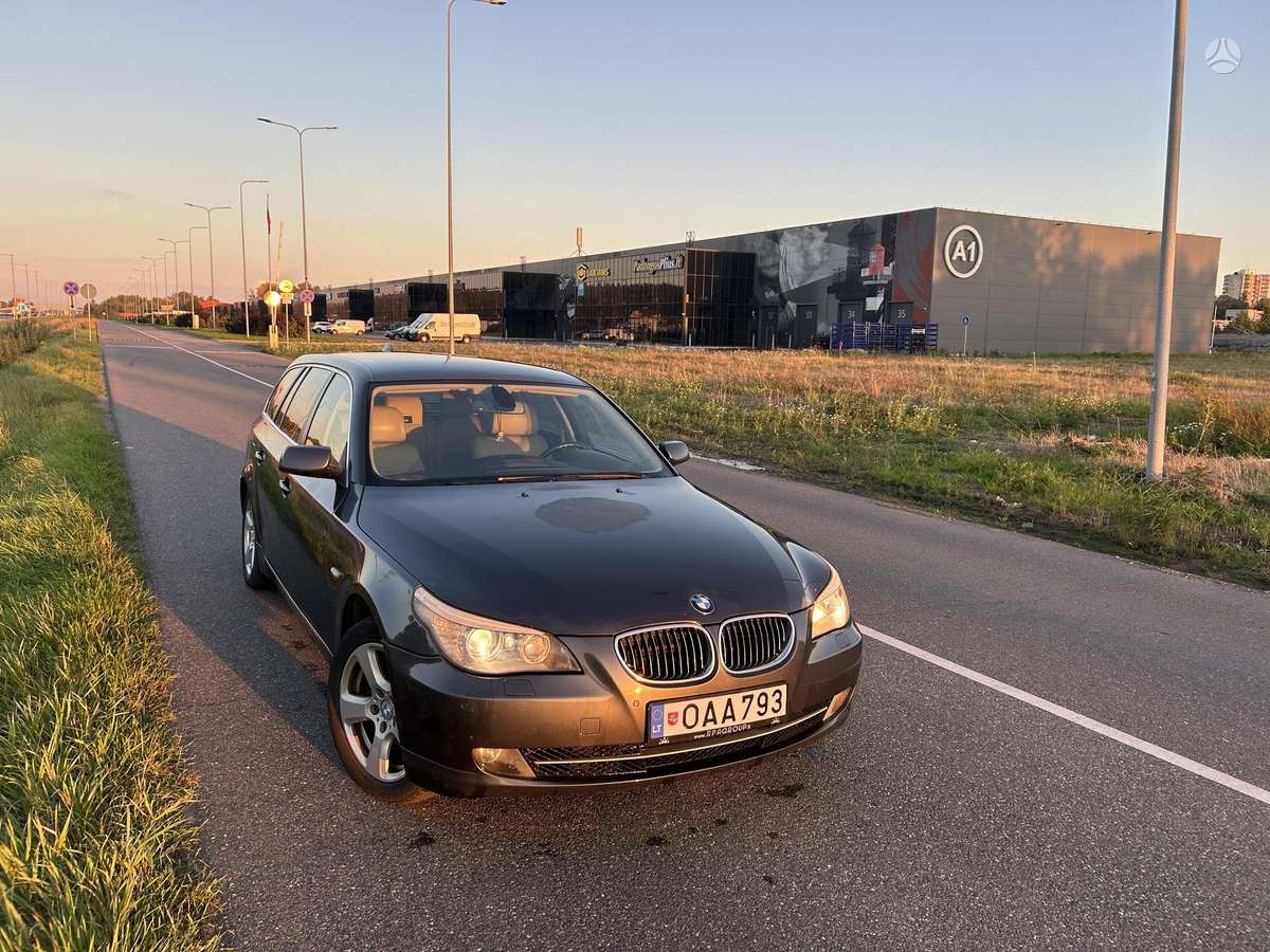 BMW 530 2008 — engine 2993 cm³, 235 HP (173kW)