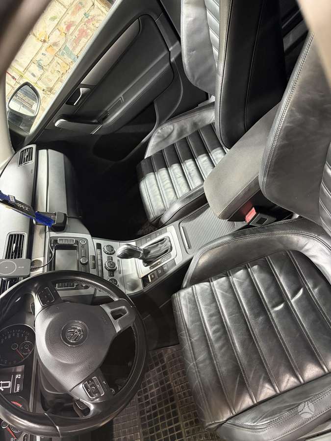 Volkswagen Passat 2014 — photo 9