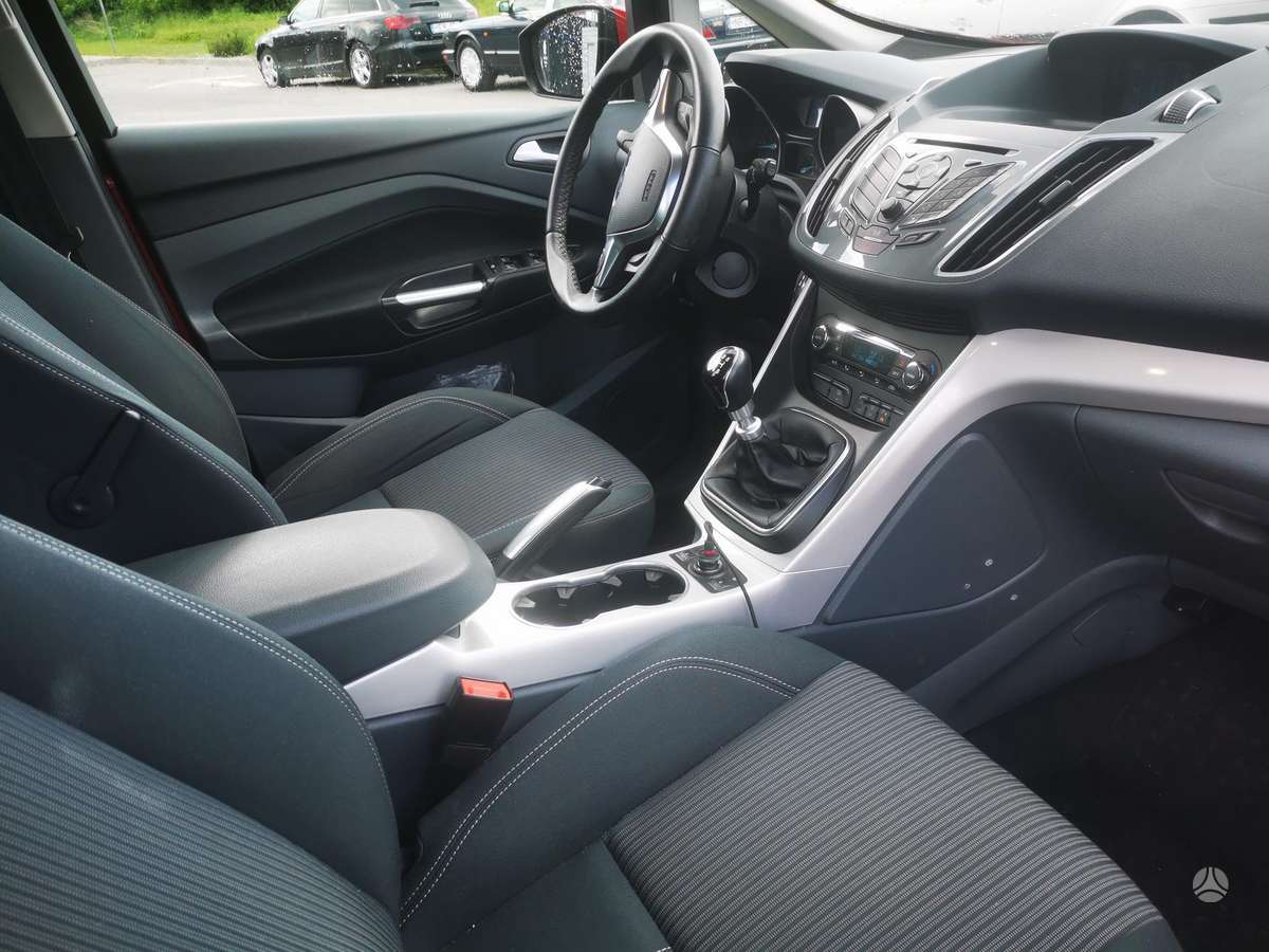 Ford Grand 2011 — interior