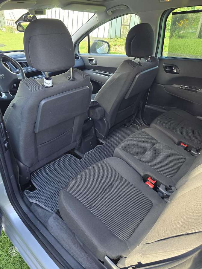 Peugeot 5008 2015 — photo 10