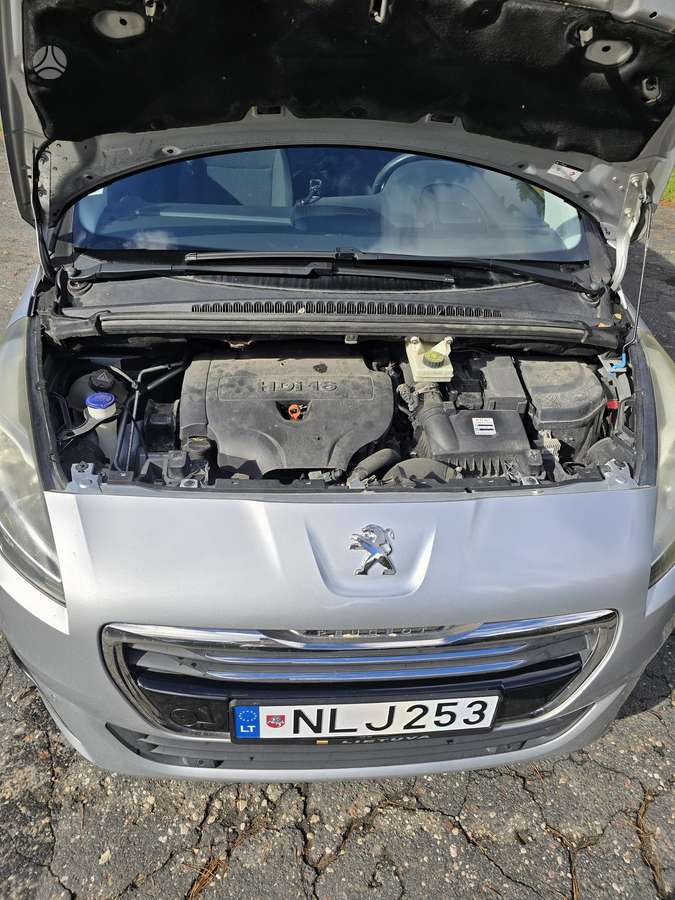 Peugeot 5008 2015 — photo 15