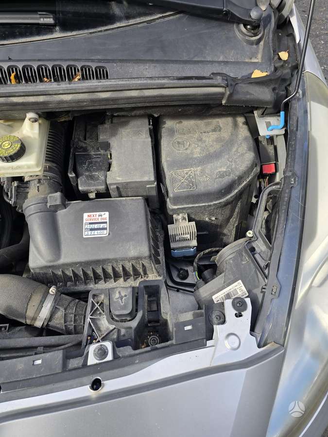 Peugeot 5008 2015 — photo 18