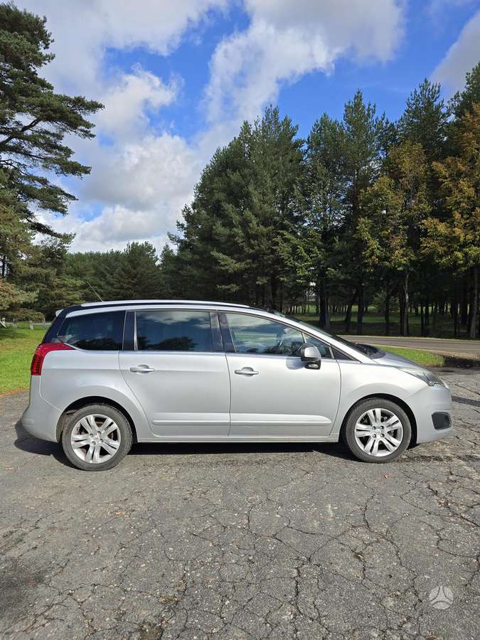 Peugeot 5008 2015 — photo 7