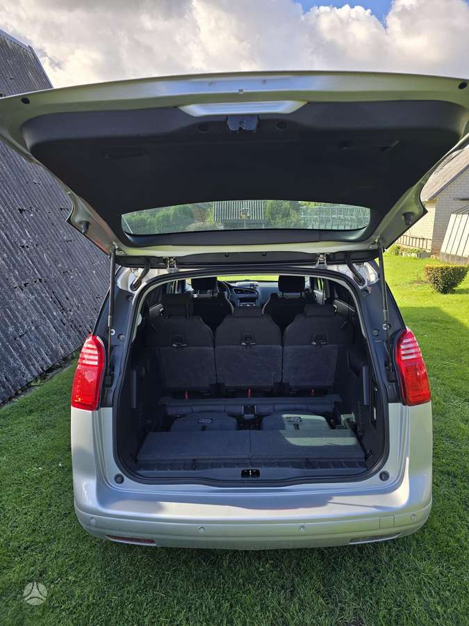 Peugeot 5008 2015 — photo 9
