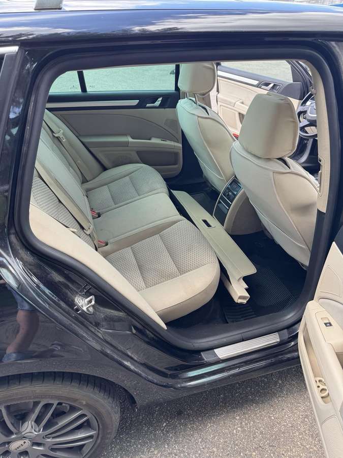 Skoda Superb 2010 — photo 7
