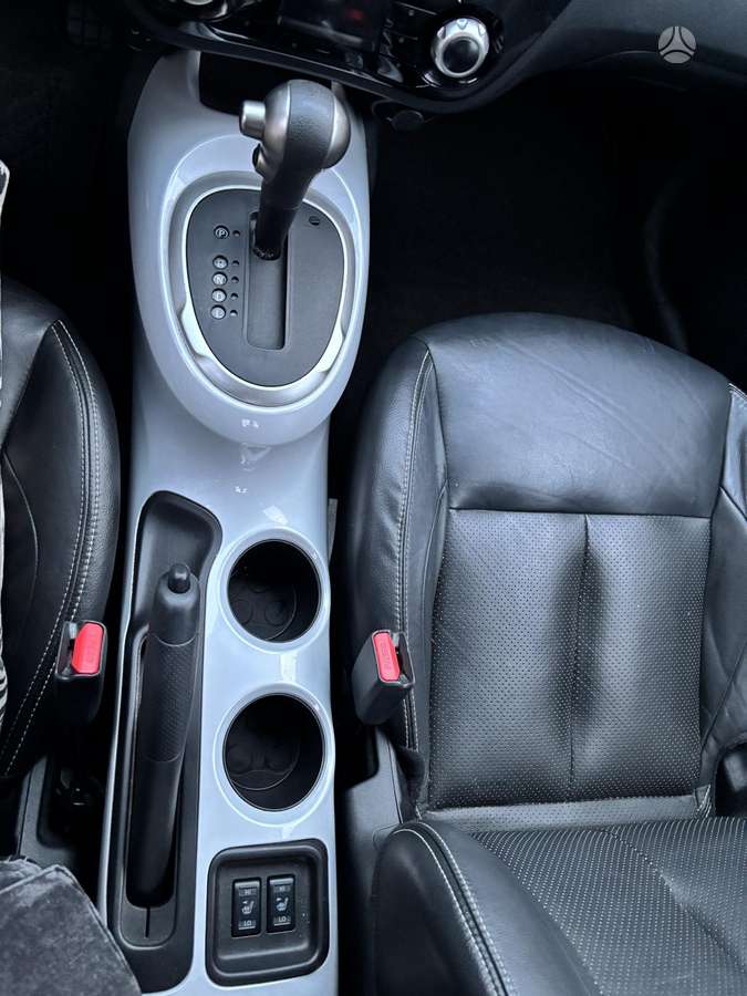 Nissan Juke 2012 — photo 10