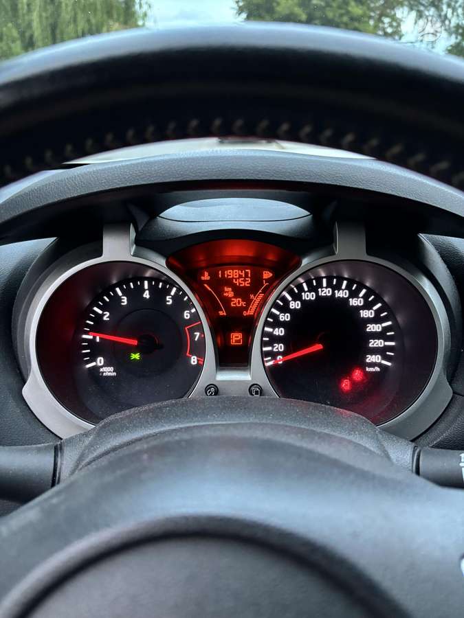 Nissan Juke 2012 — photo 14