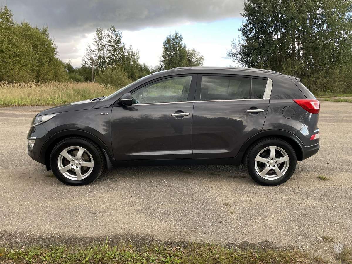 Kia Sportage 2010 — photo 8