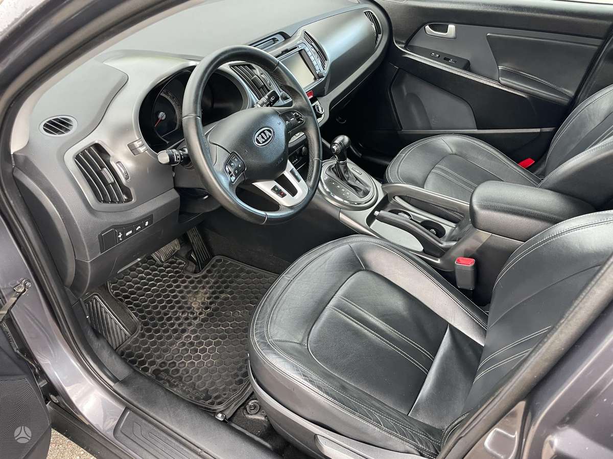 Kia Sportage 2010 — photo 9