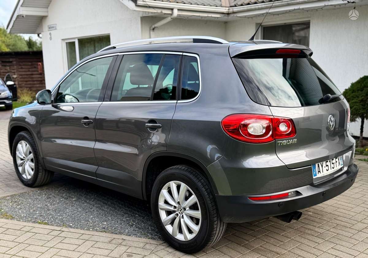 Volkswagen Tiguan 2011 — photo 19