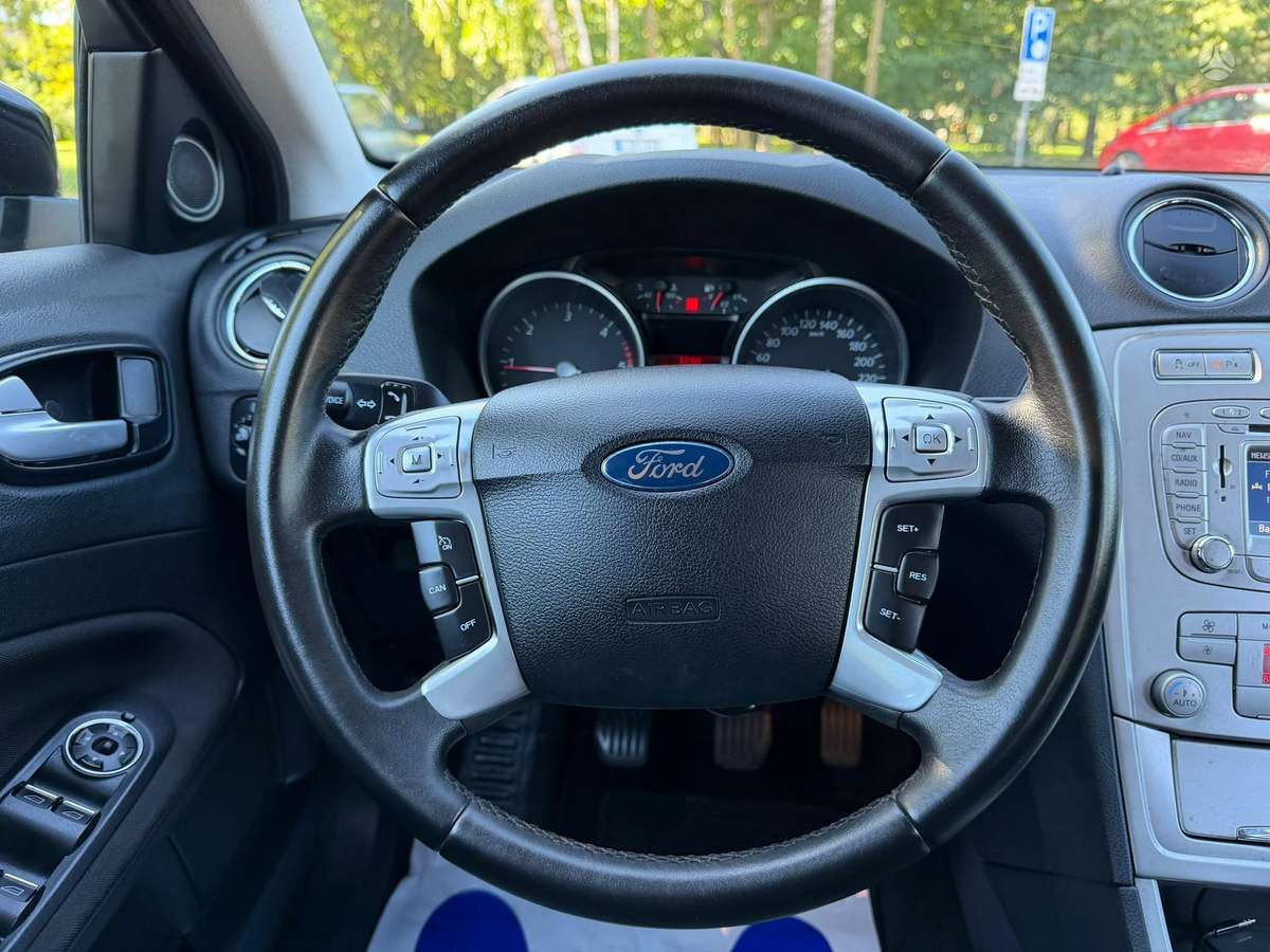 Ford Mondeo 2007 — photo 17