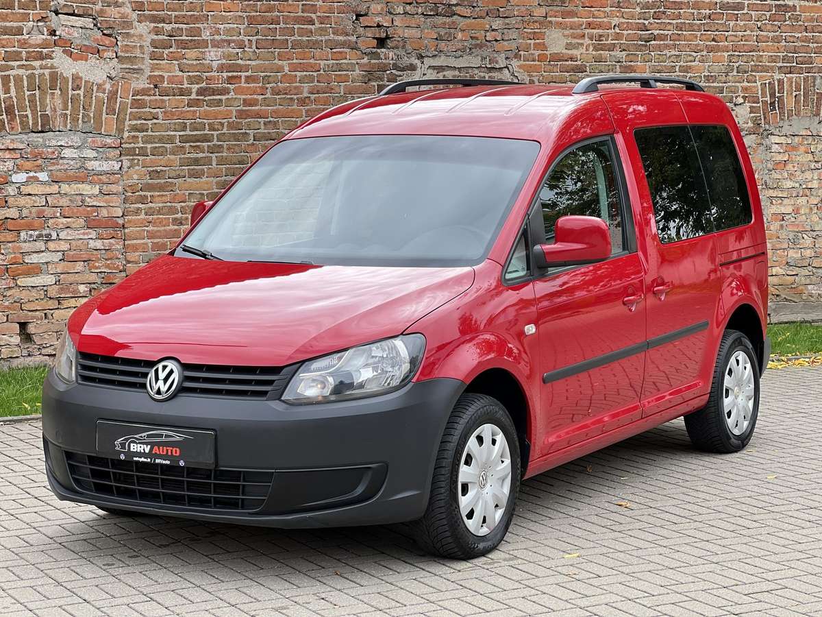Volkswagen Caddy 2011 — rear view