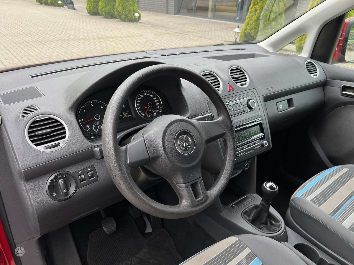 Volkswagen Caddy 2011 — photo 21