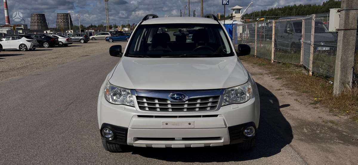Subaru Forester 2011 — photo 9