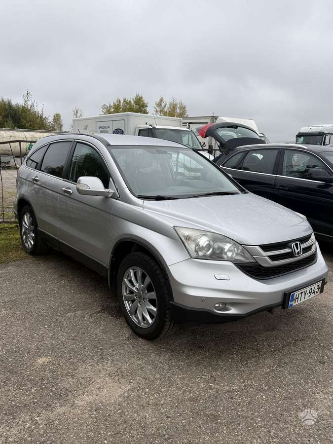 Honda CR-V 2010 — двигун 2199 cm³, 150 HP (110kW)