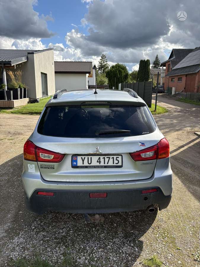 Mitsubishi ASX 2011 — photo 11