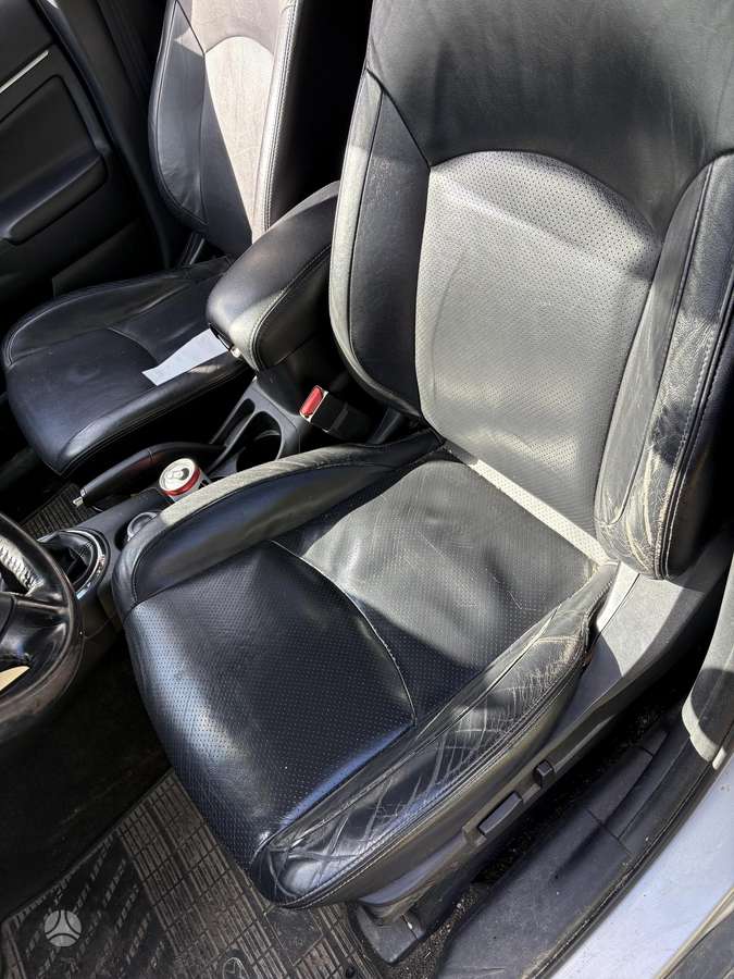 Mitsubishi ASX 2011 — photo 5