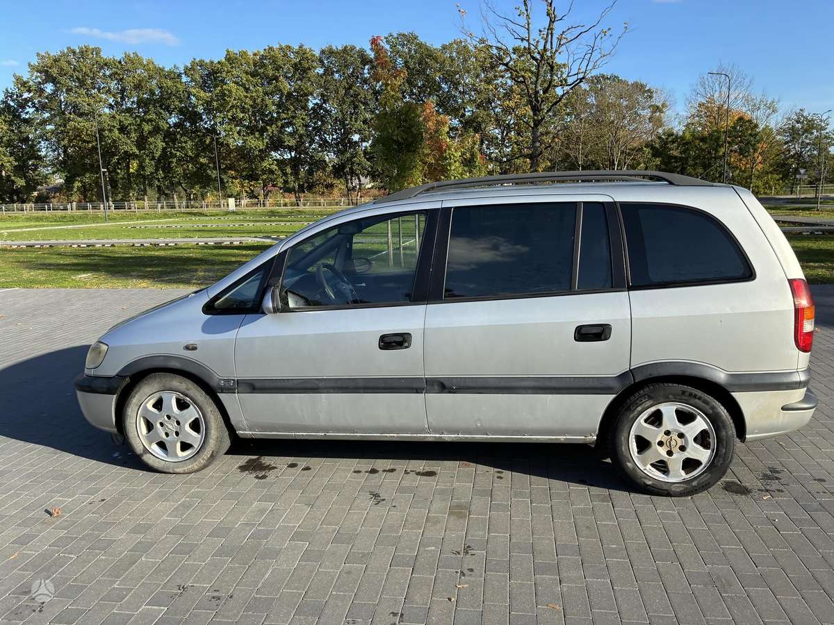 Opel Zafira 2004 — фото 10