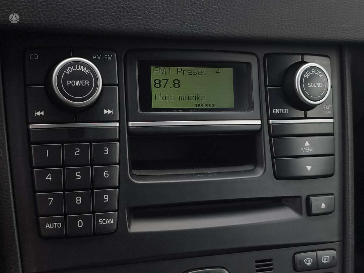 Volvo XC90 2008 — photo 17