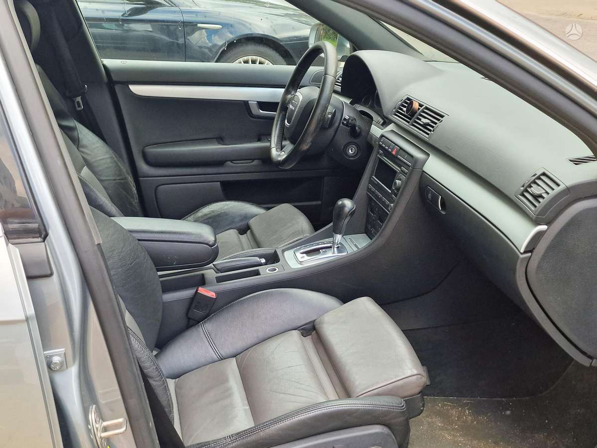 Audi A4 2007 — photo 10