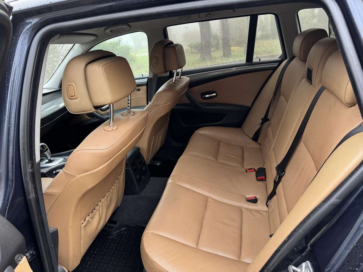 BMW 520 2010 — photo 6
