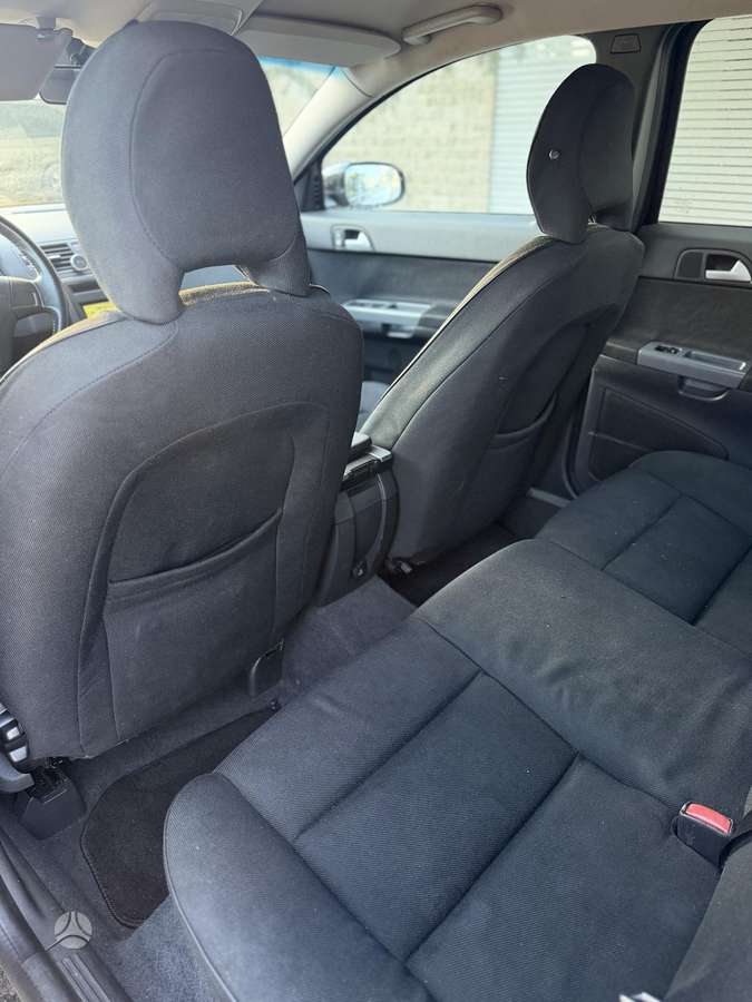 Volvo V50 2008 — photo 17