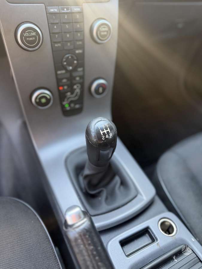 Volvo V50 2008 — photo 25
