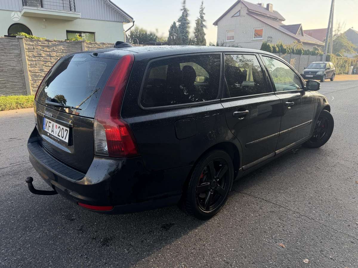 Volvo V50 2008 — photo 6