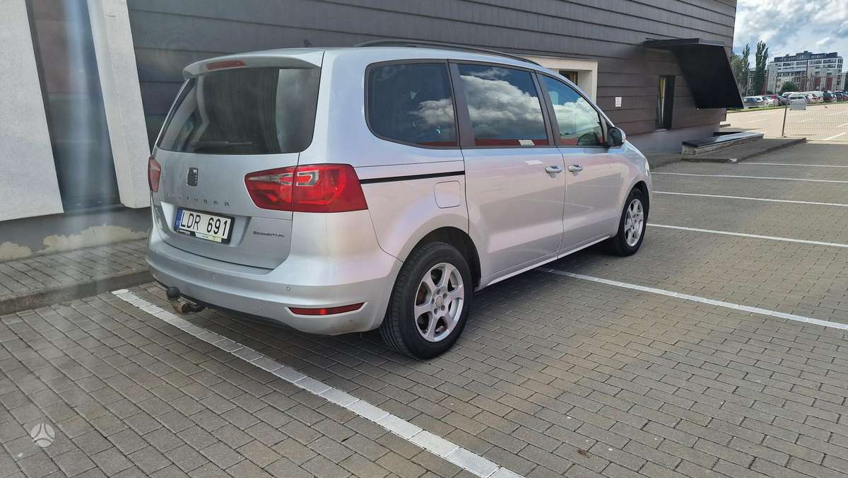 Seat Alhambra 2011 — interior