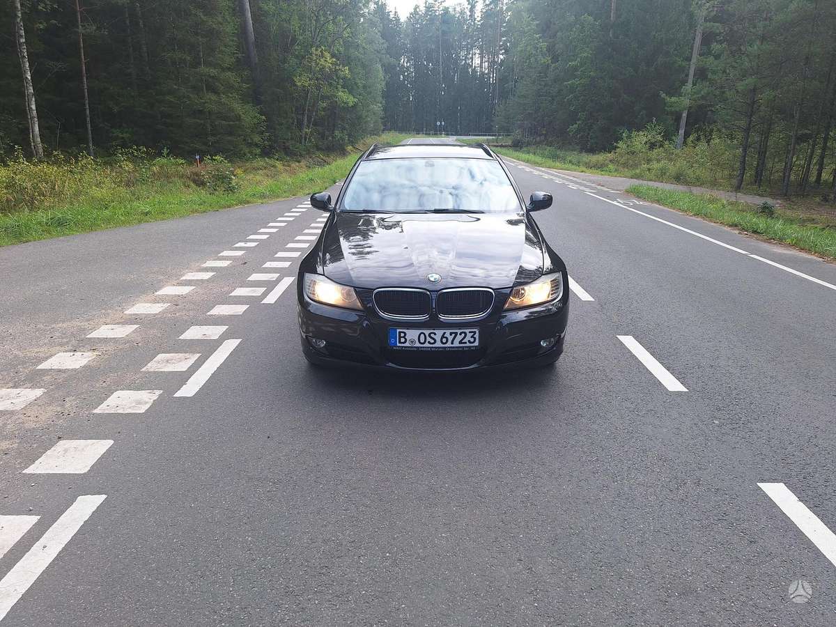 BMW 320, 2010
