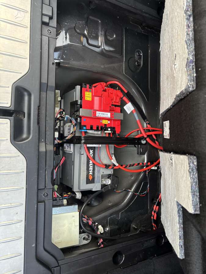 BMW 530 2012 — photo 13