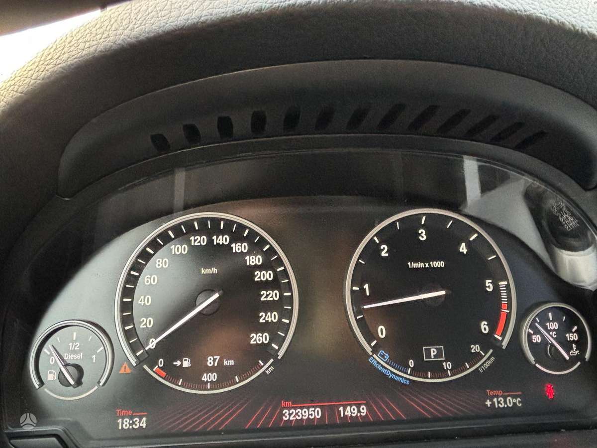 BMW 530 2012 — photo 19