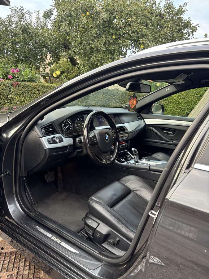 BMW 530 2012 — photo 6