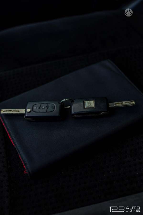 Citroen C4 2010 — photo 21
