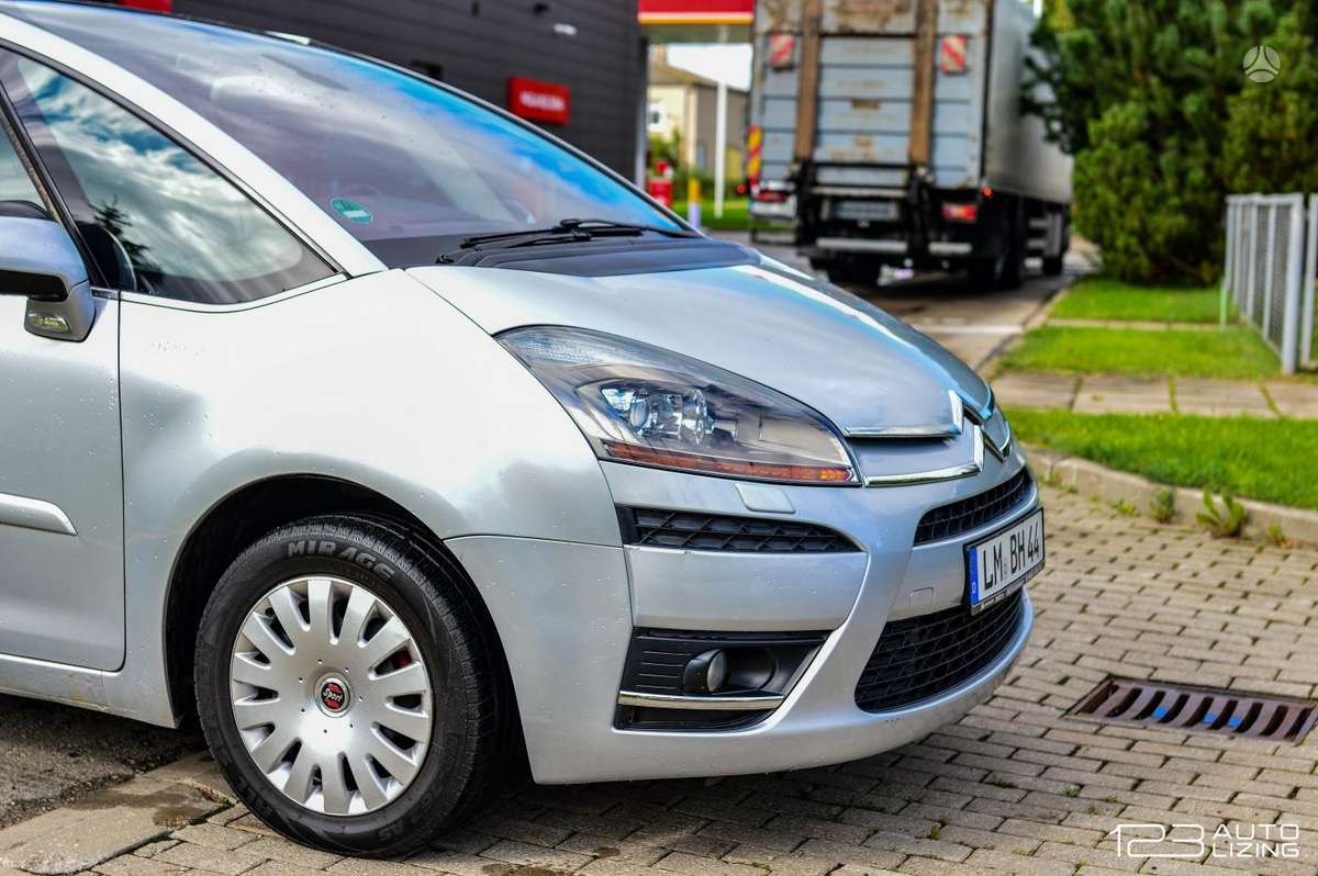 Citroen C4 2010 — engine 2000 cm³, 150 HP (110kW)