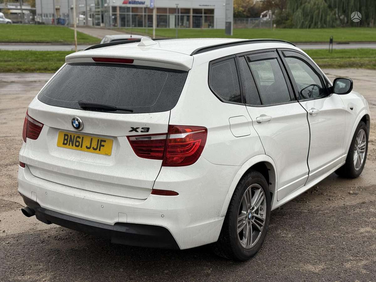 BMW X3 2011 — photo 6